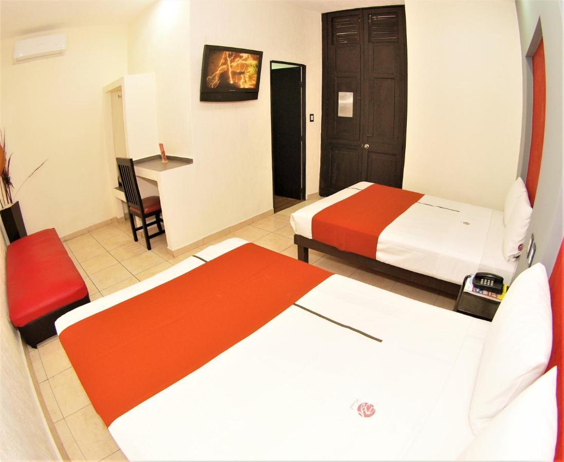Hotel Jorge Alejandro غوادالاجارا المظهر الخارجي الصورة