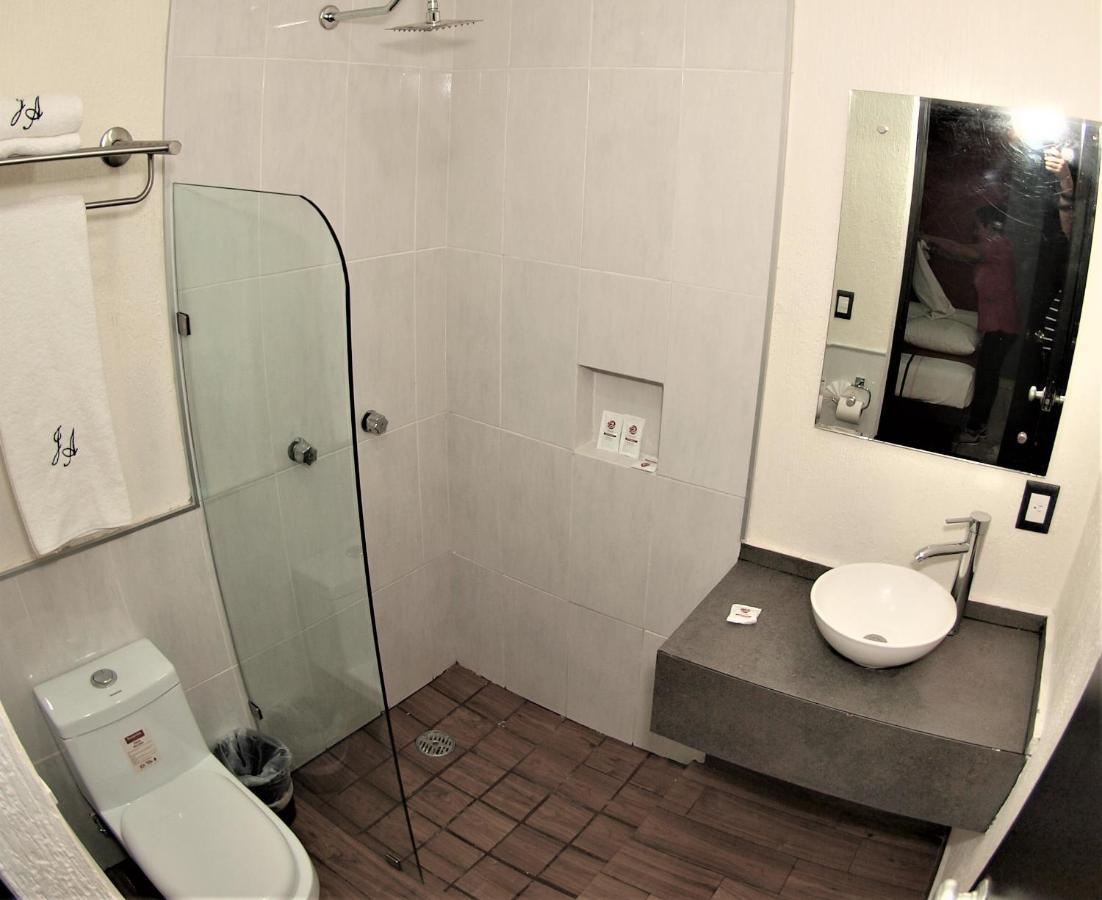 Hotel Jorge Alejandro غوادالاجارا المظهر الخارجي الصورة