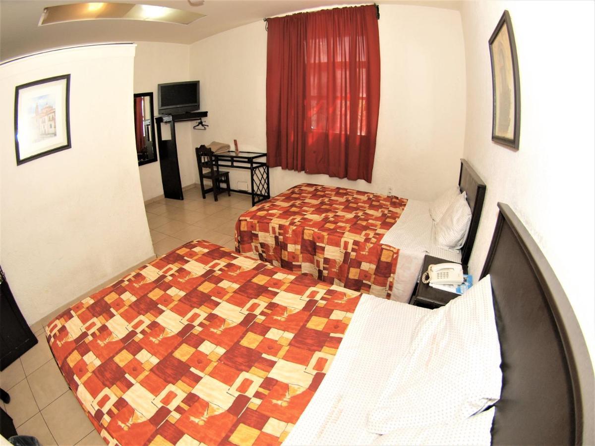 Hotel Jorge Alejandro غوادالاجارا المظهر الخارجي الصورة