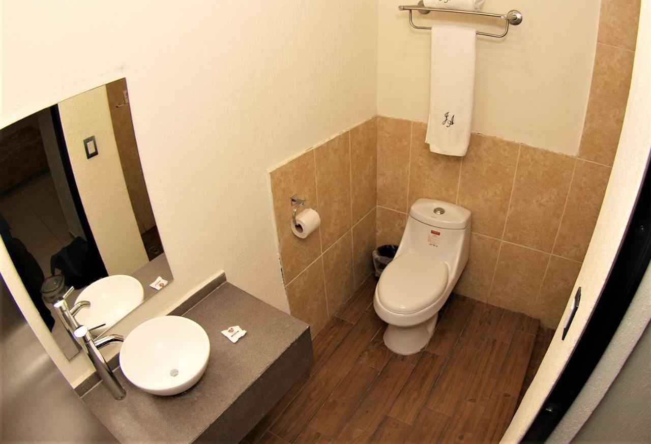 Hotel Jorge Alejandro غوادالاجارا المظهر الخارجي الصورة