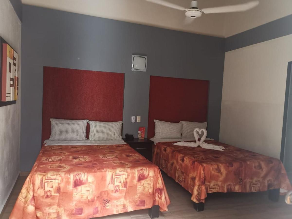 Hotel Jorge Alejandro غوادالاجارا المظهر الخارجي الصورة