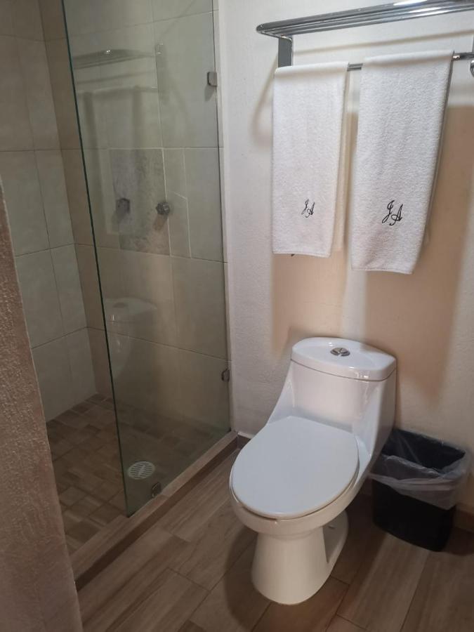 Hotel Jorge Alejandro غوادالاجارا المظهر الخارجي الصورة
