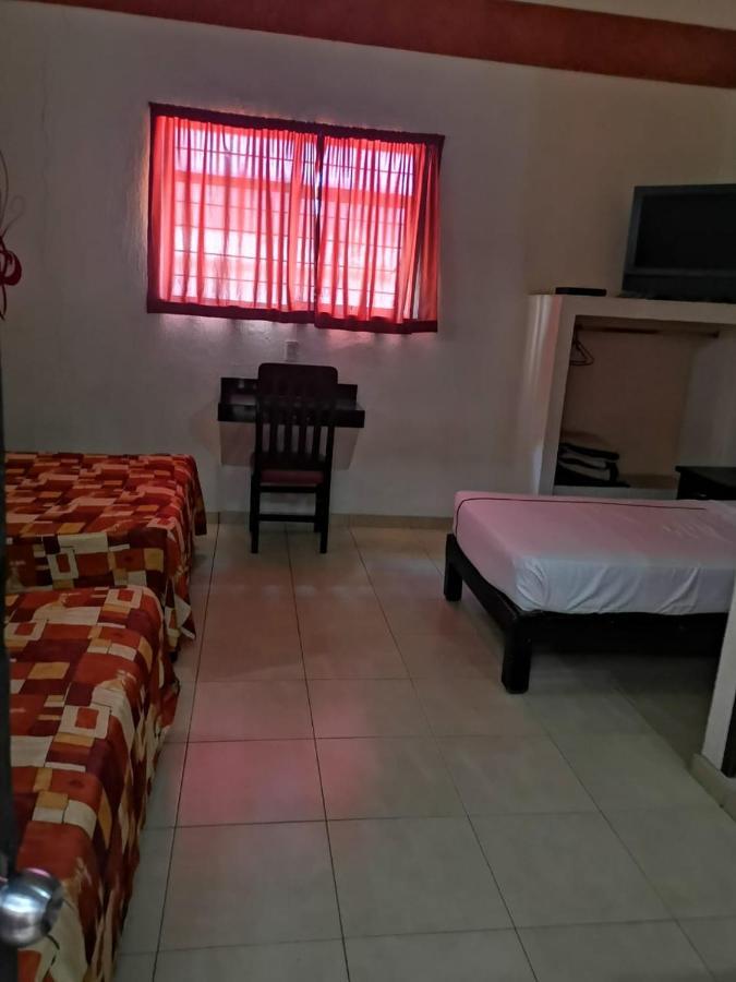 Hotel Jorge Alejandro غوادالاجارا المظهر الخارجي الصورة