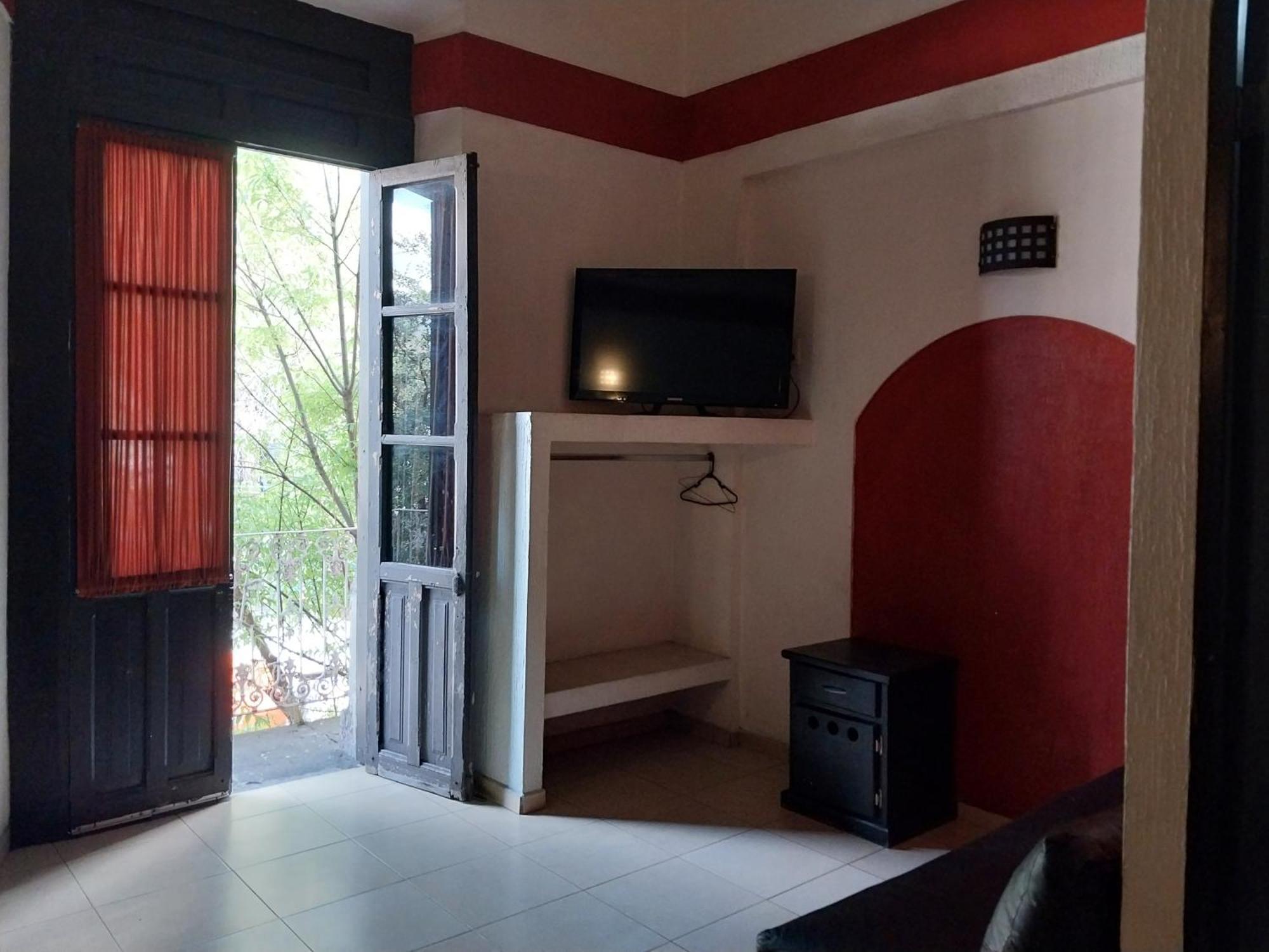 Hotel Jorge Alejandro غوادالاجارا المظهر الخارجي الصورة