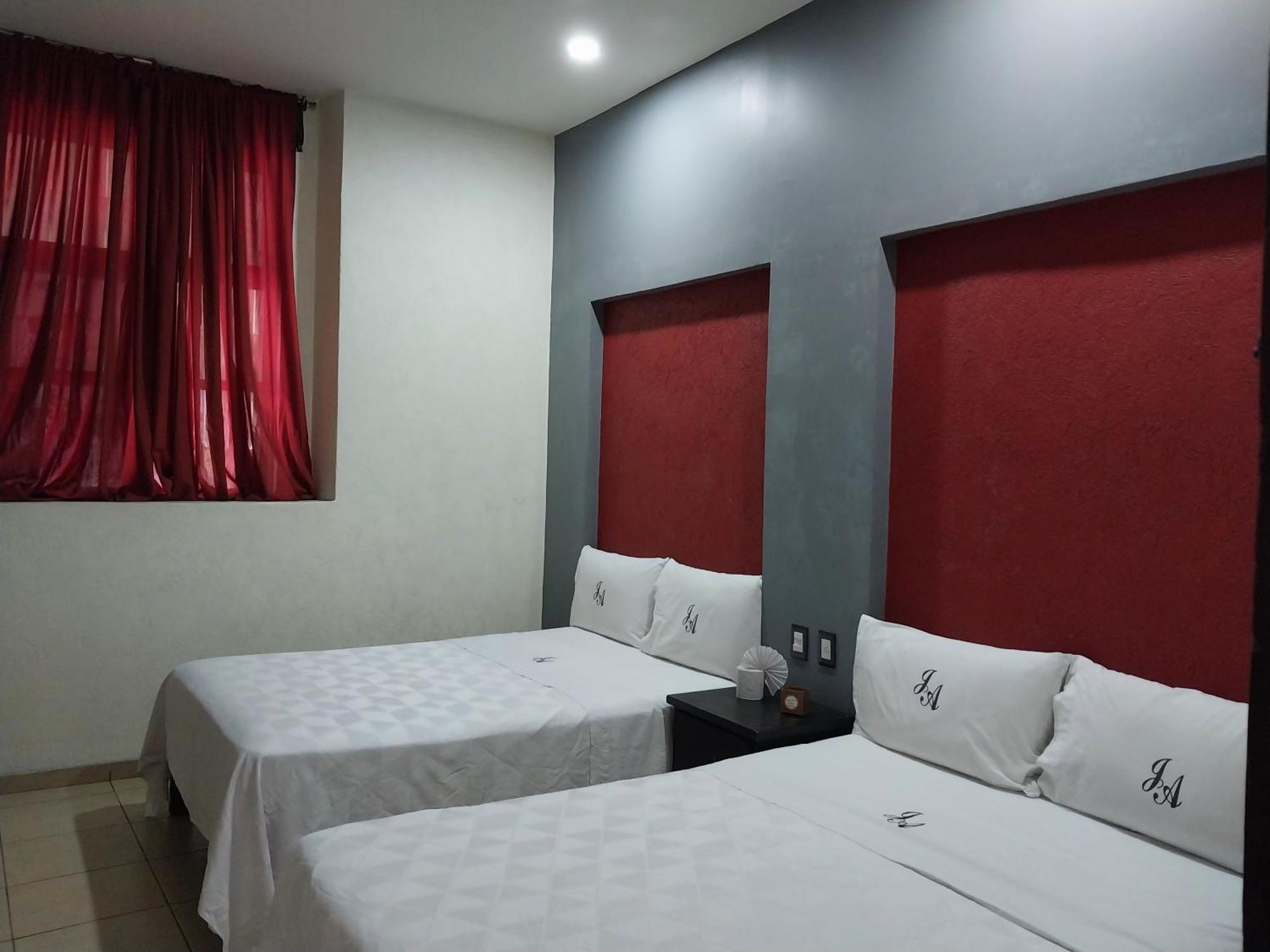 Hotel Jorge Alejandro غوادالاجارا المظهر الخارجي الصورة